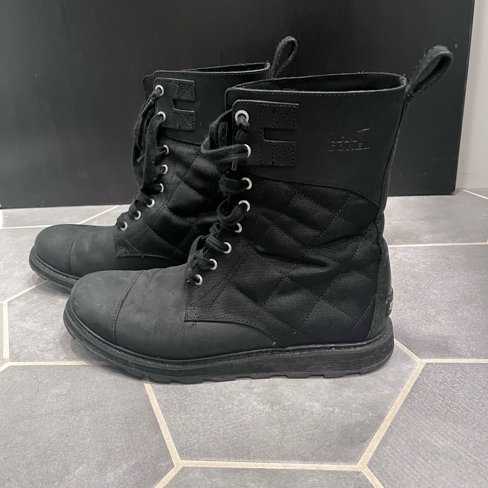 Sorel Boots Mens Size 10.5 Black Combat Chukka Leather